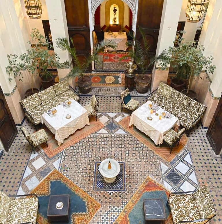 Ksar Essaoussan Marrakech traditional Moroccan restaurant with candlelit riad ambiance