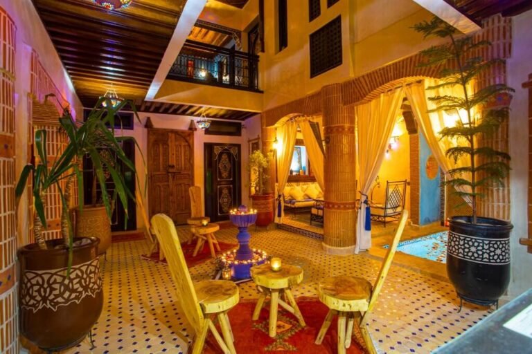 Riad Christina rooftop terrace and courtyard with Moroccan décor and budget-friendly rooms in Marrakech Medina