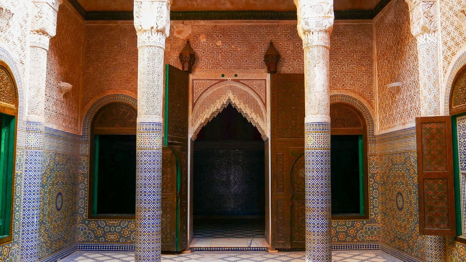 Discover the Saadian Tombs