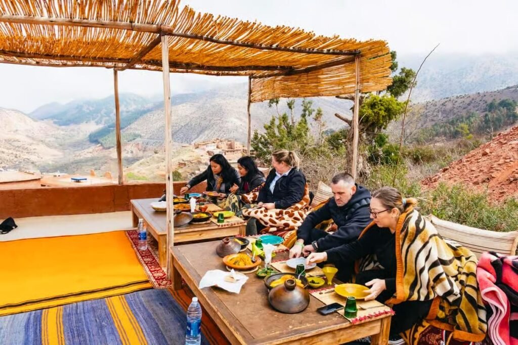 Atlas Mountains and 5 Valleys Day Tour with Lunch from Marrakech